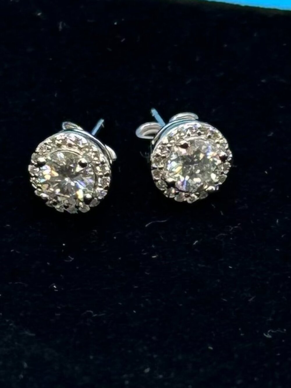 Certified 2 Carat Genuine Moissanite Round Cut Halo Design Stud Earrings